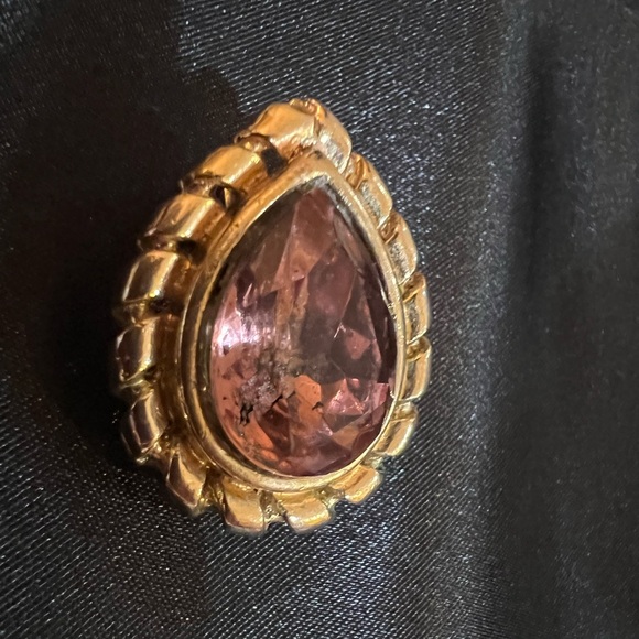 Vtg.🌹 GIVENCHY Amethyst Color Clip On Earrings - Picture 8 of 9